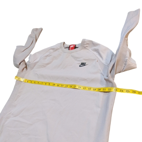 Nike Sportswear Tech Knit Shirt Plum Chalk Long Sleeve Large 886177-036 Active - Picture 6 of 6